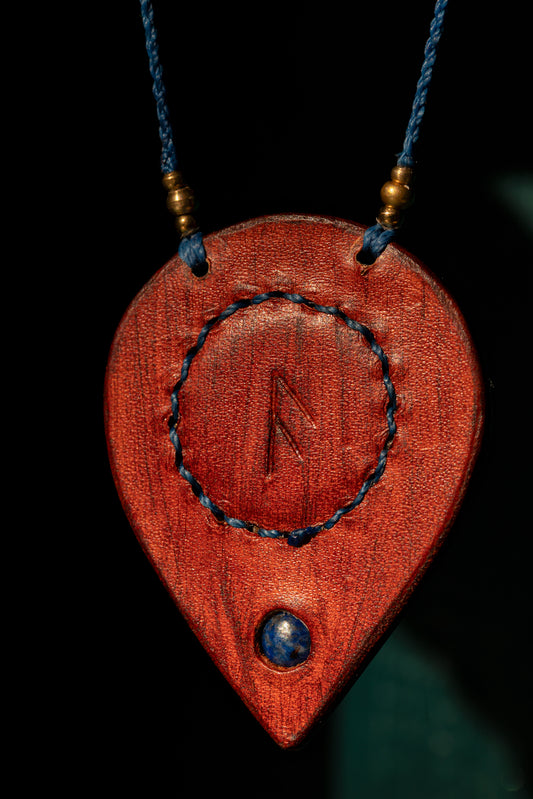 Hathor - Collier lapis lazuli et cuir de vachette